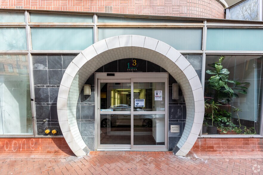 More Photos Of 123-129 Baxter St, New York Apartments For Lease