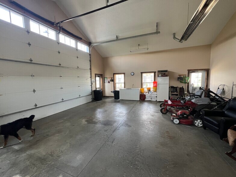 More Photos Of 1605 Vandekarr Rd, Owosso Assisted Living For Sale