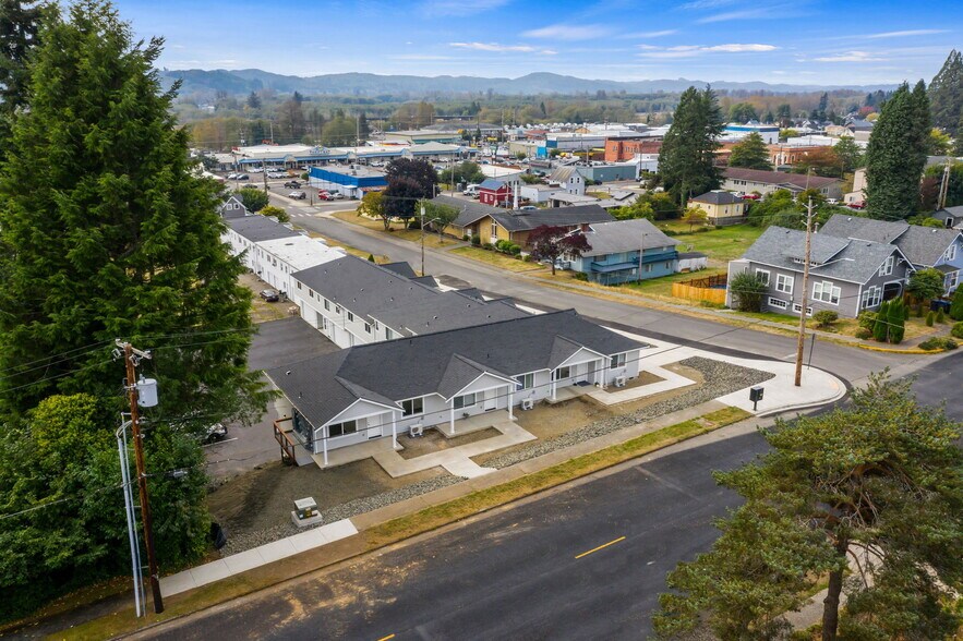 More Photos Of 303 E Broadway Ave, Montesano Apartments For Sale