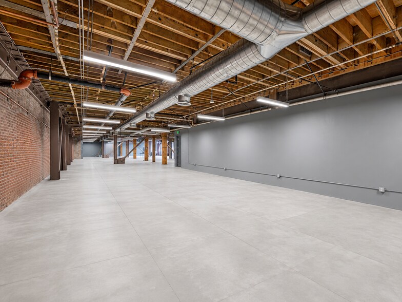 More Photos Of 440 Seaton St, Los Angeles Loft Creative Space For Lease