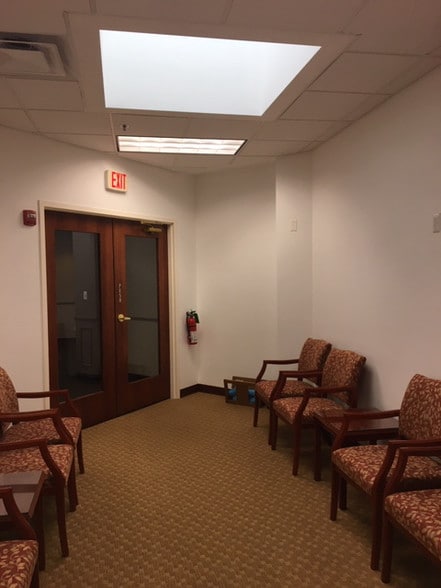More Photos Of 1000 Randall Rd, Geneva Medical For Sale