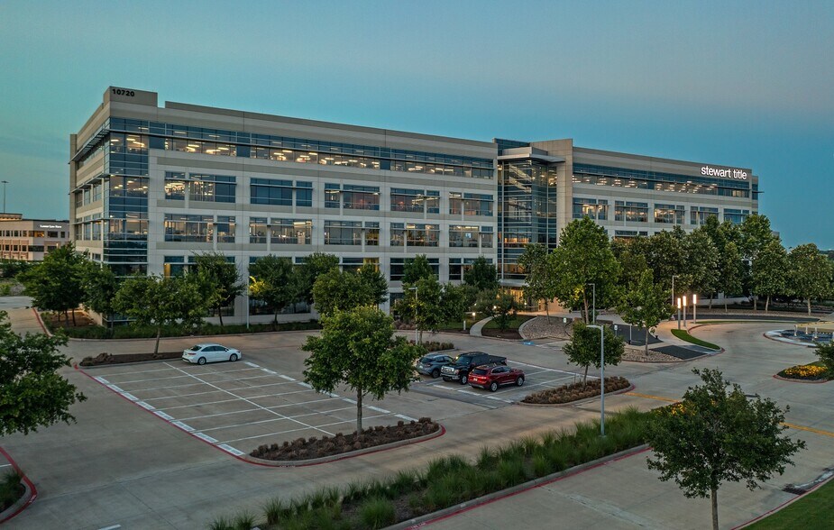 More Photos Of 10720 W Sam Houston Pky N, Houston Office For Lease