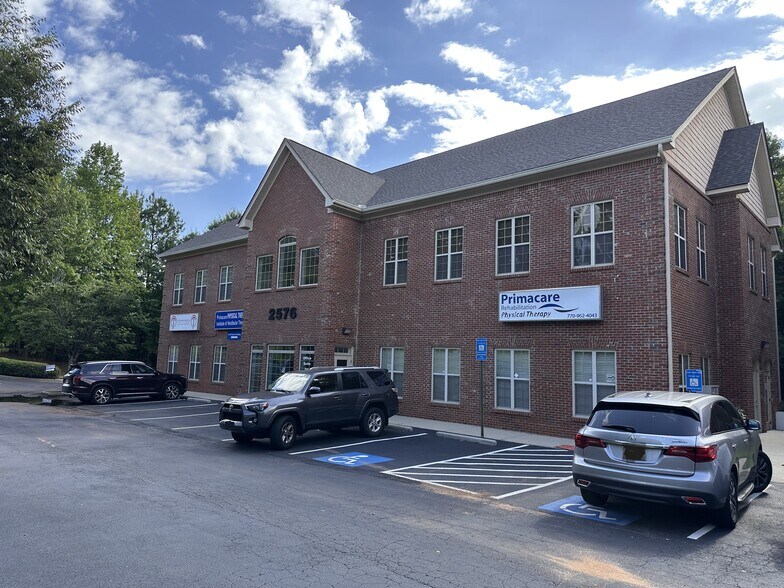 More Photos Of 2576 Lawrenceville Suwanee Rd, Suwanee Medical For Lease