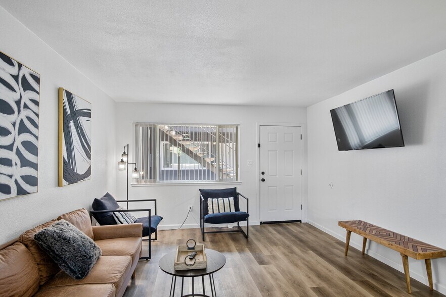 More Photos Of 116 Covena Ave, Modesto Apartments For Sale