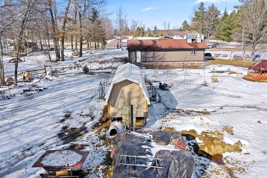 More Photos Of W11375-A W11375-A County Road X Rd, Crivitz Sports And Entertainment For Sale