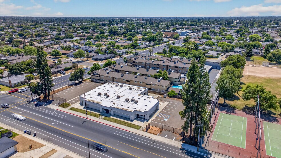 More Photos Of 3676 E Dakota Ave, Fresno Assisted Living For Sale