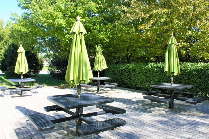 More Photos Of 100 Witmer Rd, Horsham Township Office For Lease