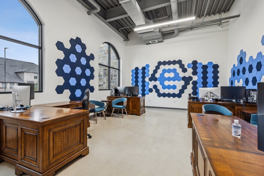 More Photos Of 4600 Eden Rd, Arlington Loft Creative Space For Sale