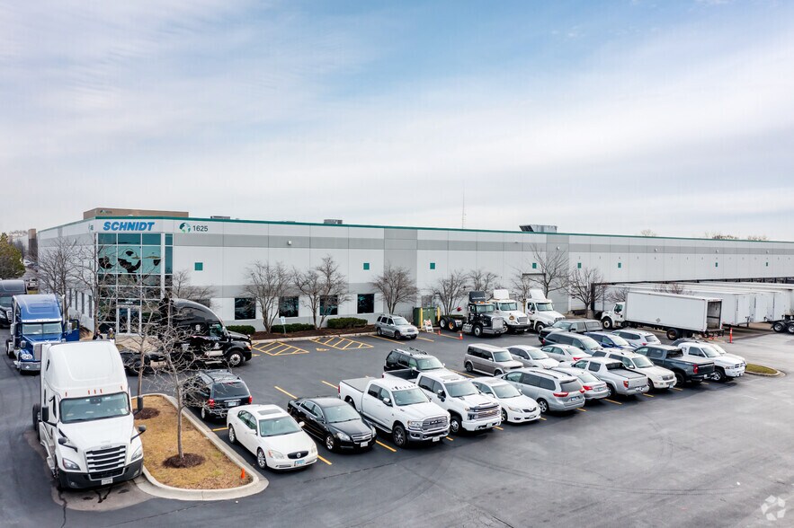 Primary Photo Of 1625 Hunter Rd, Hanover Park Warehouse For Lease