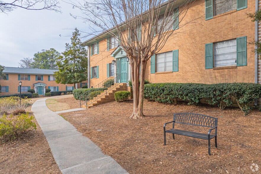 More Photos Of 3057 Pharr Court North Ct NW, Atlanta Apartments For Sale