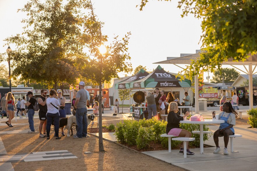 More Photos Of 1311 N Ash Pl, Owasso Apartments For Sale