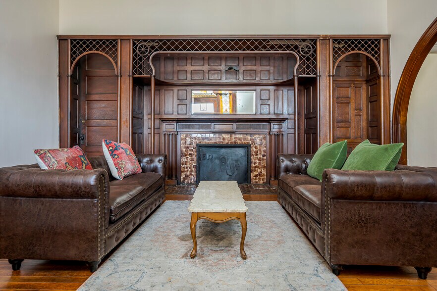 More Photos Of 199 E Loudon Ave, Lexington Office Residential For Sale