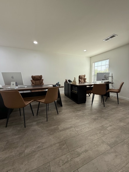 More Photos Of 207 W Alameda Ave, Burbank Office For Sale
