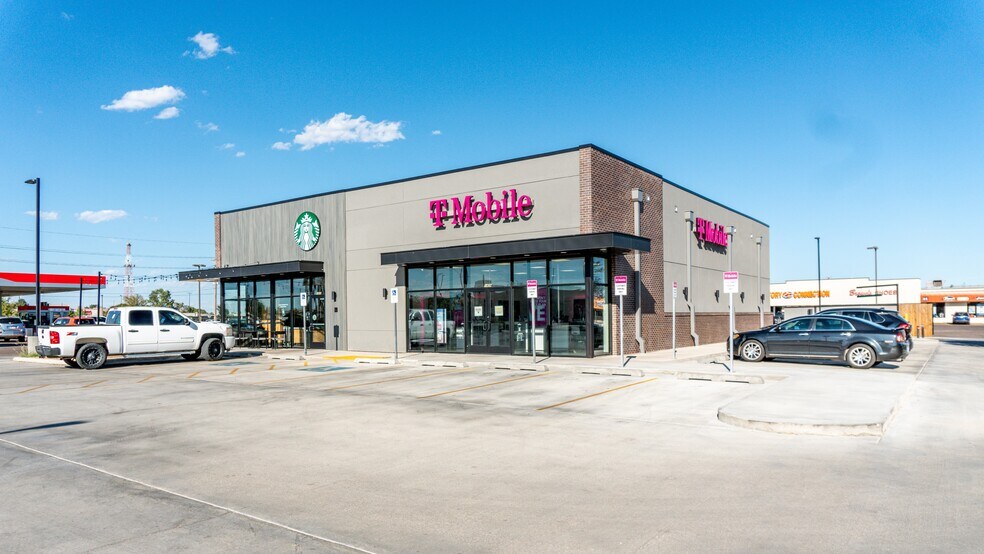 More Photos Of 1411-1413 N Kansas Ave, Liberal Restaurant For Sale