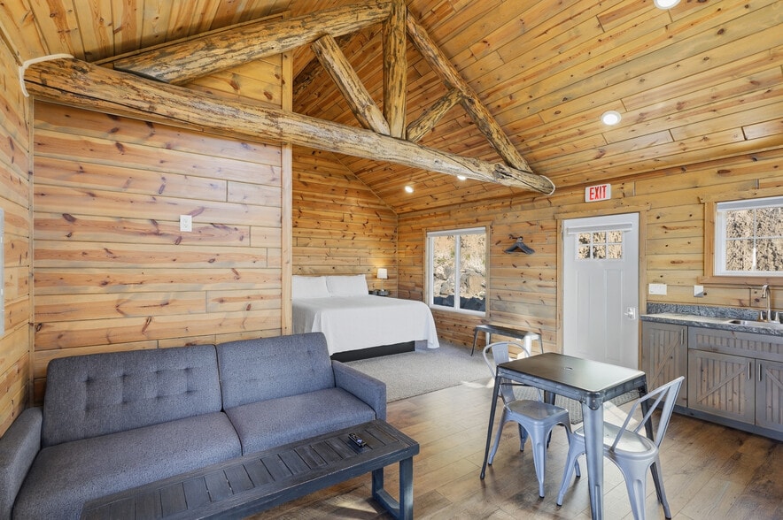 More Photos Of 13310 Silver Mountain Rd, Rapid City Hospitality For Sale