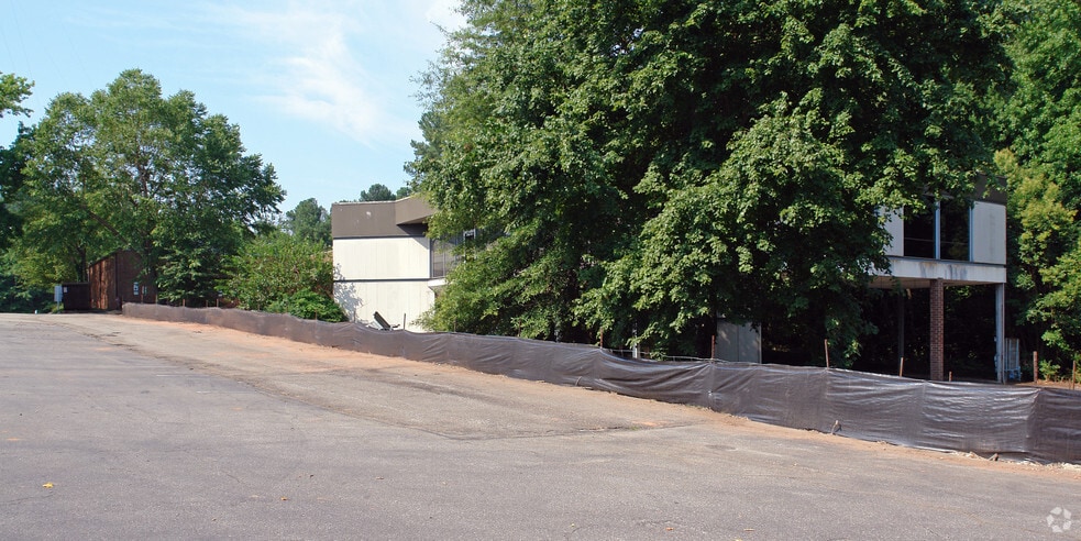 More Photos Of 5706 Chapel Hill Rd, Raleigh Office For Lease