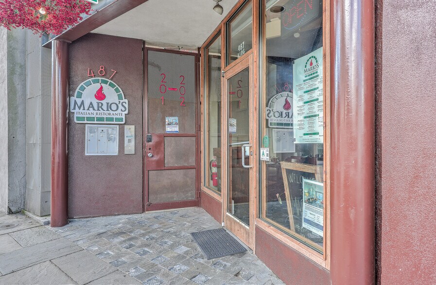 More Photos Of 487 King St, Charleston Loft Creative Space For Sale