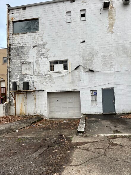 More Photos Of 3622 Maccorkle Ave, Charleston Storefront Retail Office For Sale