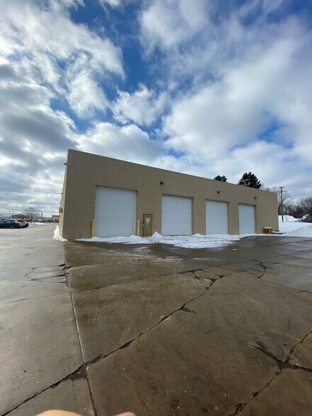 More Photos Of 6475 19 1/2 Mile Rd, Sterling Heights Manufacturing For Sale