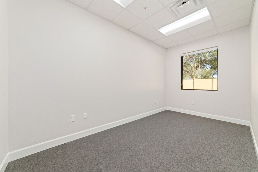More Photos Of 18747 Mueschke Rd, Cypress Office For Lease