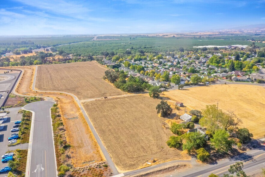 More Photos Of 800 East Grant Ave & Hwy 128, Winters Land For Sale