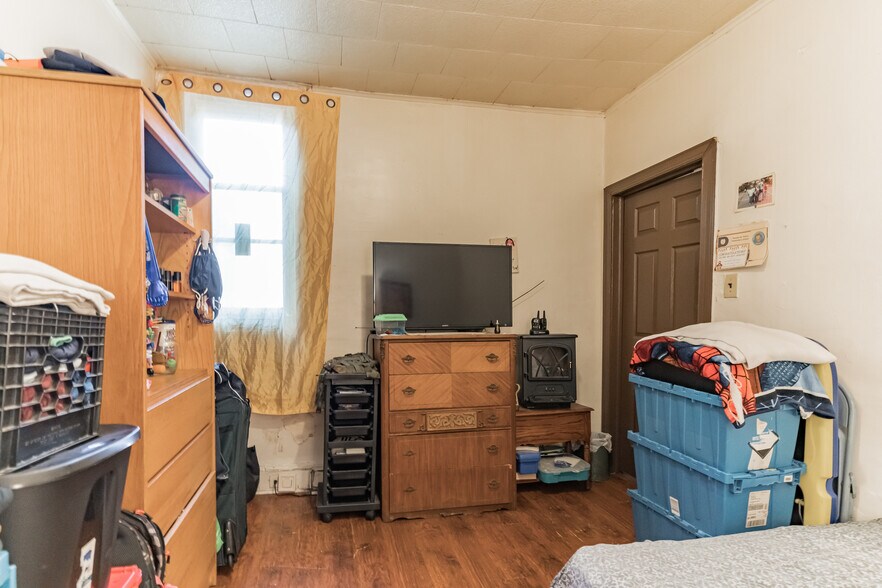 More Photos Of 2803 N 22nd St, Philadelphia General Retail For Sale