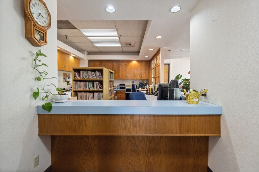More Photos Of 3520 E Shields Ave, Fresno Medical For Sale