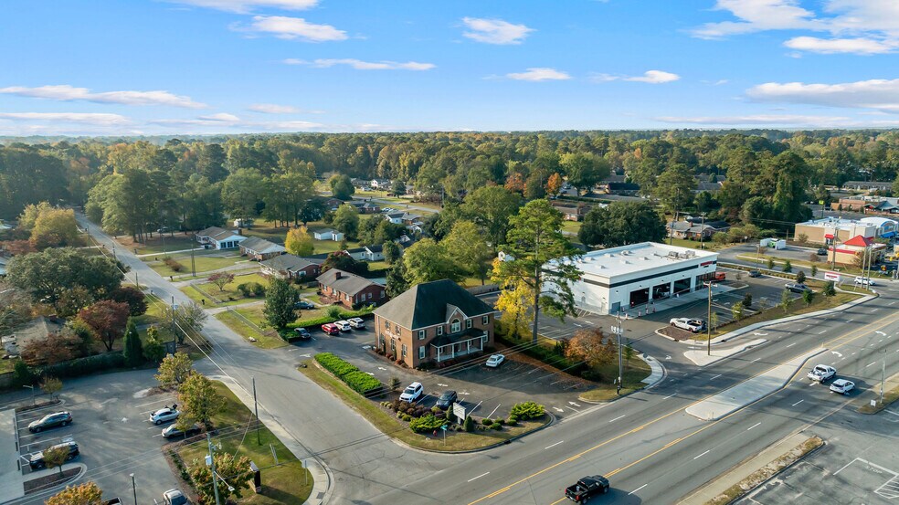 More Photos Of 706 N Berkeley Blvd, Goldsboro Freestanding For Sale