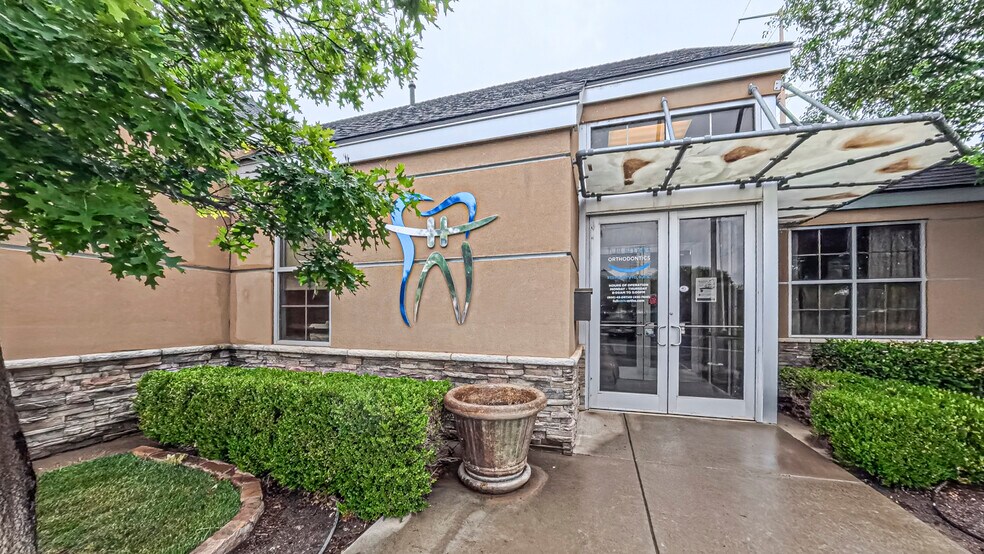 More Photos Of 7901 SW 45th Ave, Amarillo Office For Lease