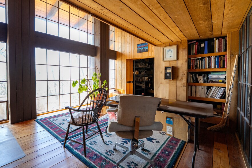 More Photos Of 3 Anaconda Hills Dr, Black Eagle Lodge Meeting Hall For Sale