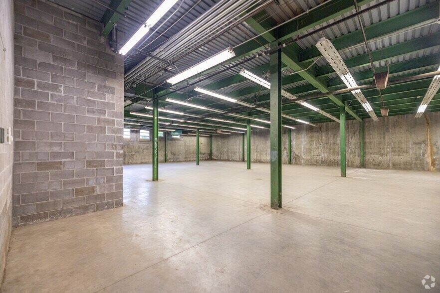 More Photos Of 1 Main St, Shirley Light Distribution For Lease