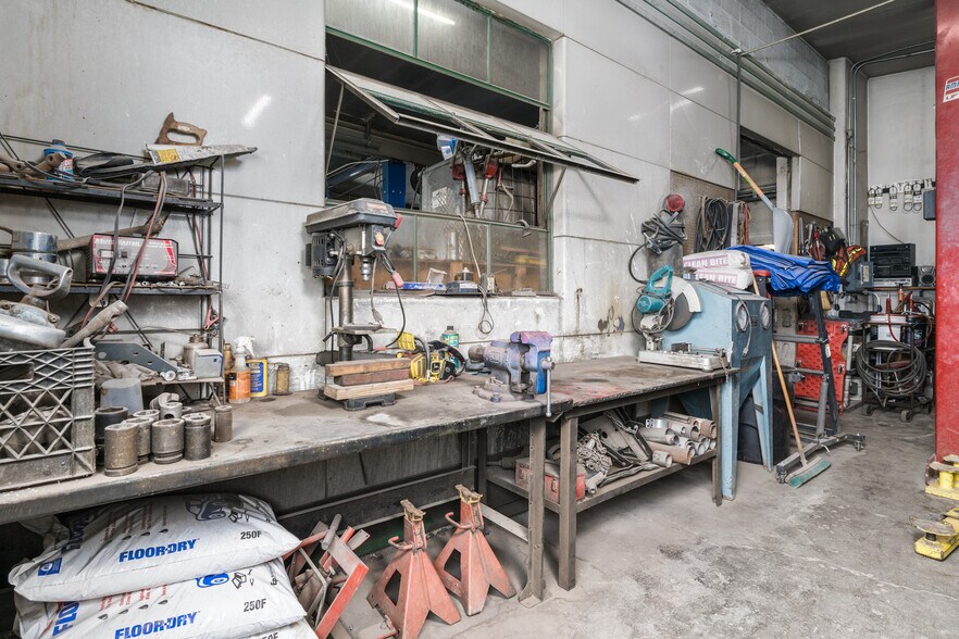 More Photos Of 7 S Highway 91, Downey Self Storage For Sale