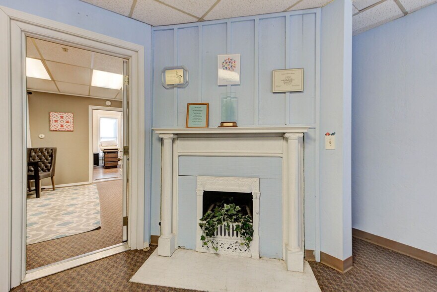 More Photos Of , El Reno Office For Sale