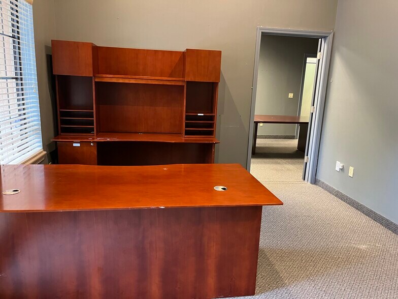 More Photos Of 7563 Philips Hwy, Jacksonville Medical For Lease