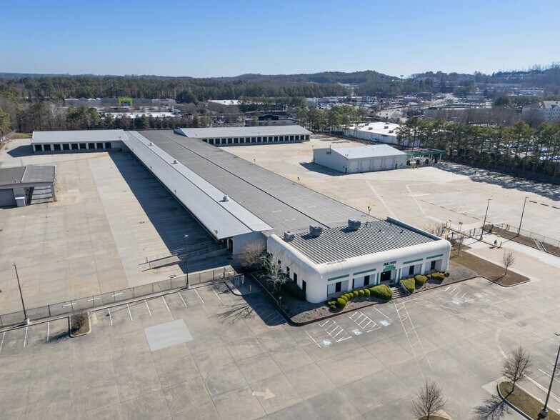 Primary Photo Of 2400 Barrett Lakes Blvd, Kennesaw Truck Terminal For Lease