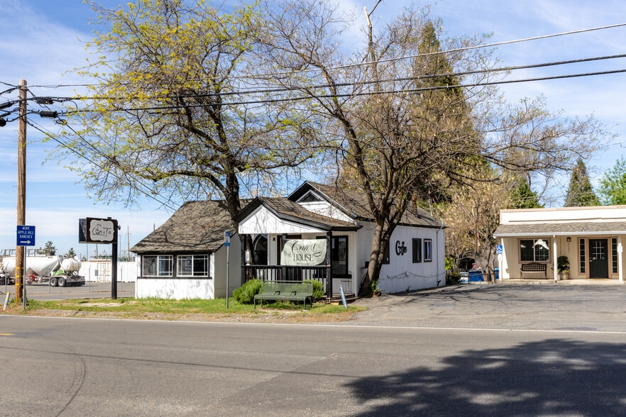 More Photos Of 4083 Carson Rd, Camino Restaurant For Sale