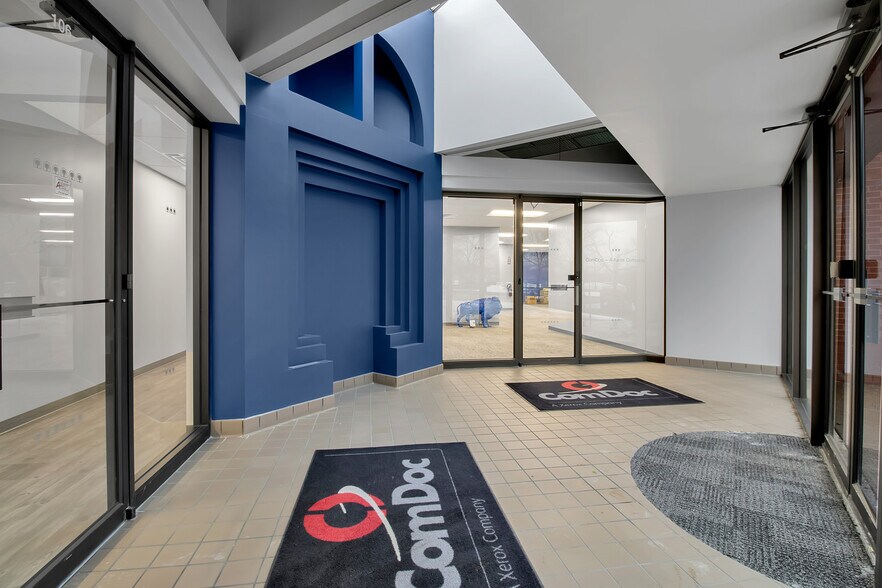 More Photos Of 75 Earhart Dr, Amherst Unknown For Lease