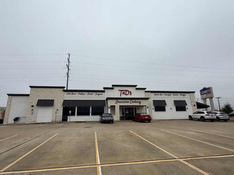 Primary Photo Of 1161 William D Fitch Pky, College Station General Retail For Sale