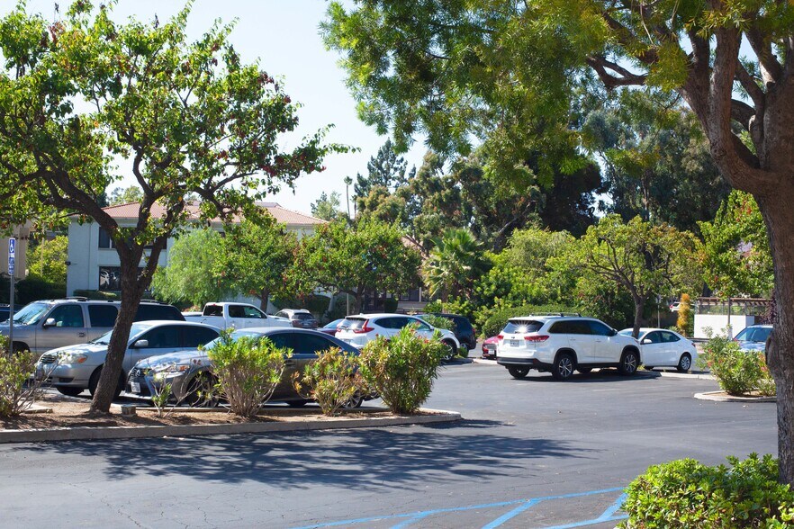 More Photos Of 16776 Bernardo Center Dr, San Diego Medical For Lease