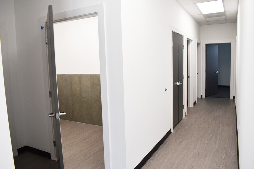 More Photos Of 4732 Sugar Grove Blvd, Stafford Medical For Lease