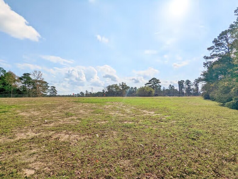 More Photos Of 17600 Fm 1488 Rd, Magnolia Office For Sale