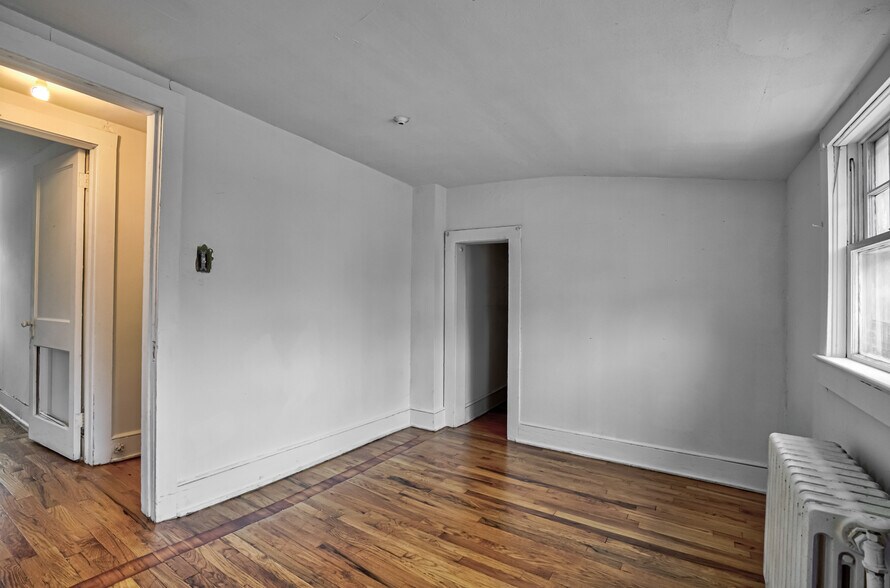 More Photos Of 457 Violet Ave, Poughkeepsie General Retail For Sale