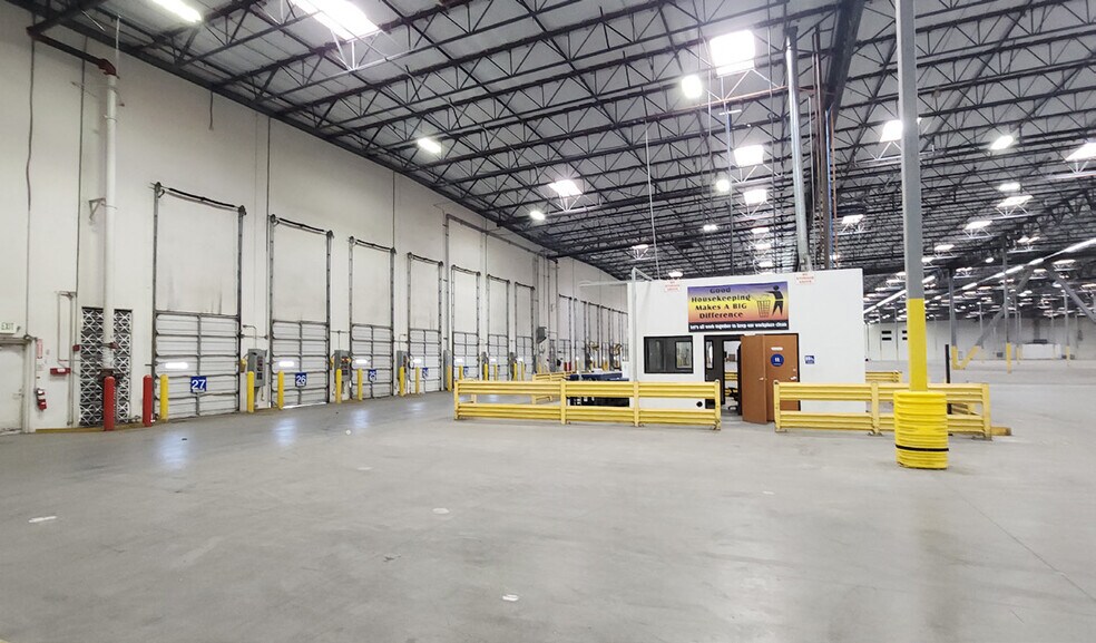 More Photos Of 6711 Bickmore Ave, Chino Distribution For Lease