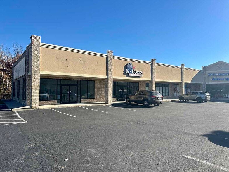 More Photos Of 3966 Bristol Hwy, Johnson City Freestanding For Lease