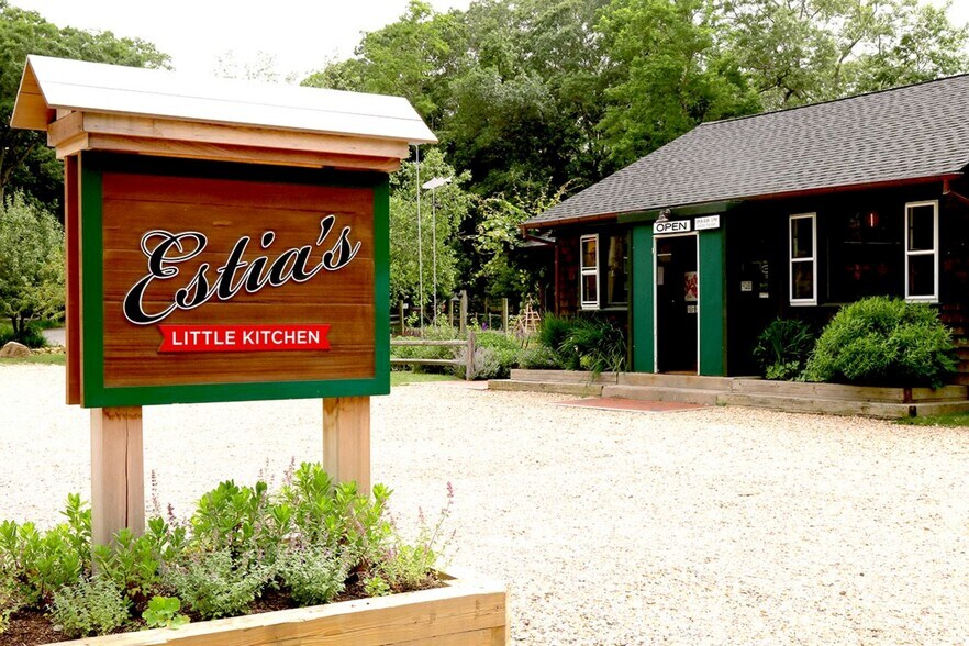 Primary Photo Of 1615 Bridgehampton, Sag Harbor Restaurant For Sale