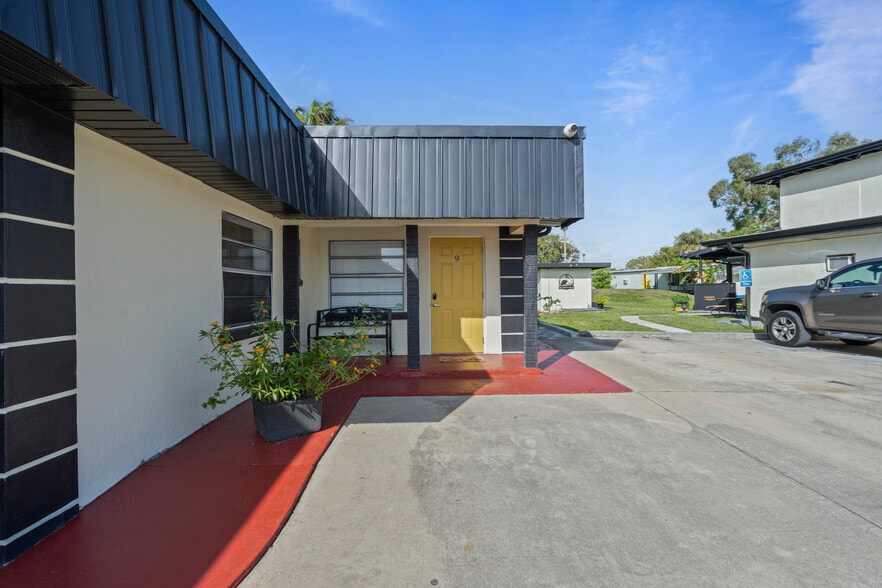 More Photos Of 5690 S Us Highway 1, Grant Hotel For Sale