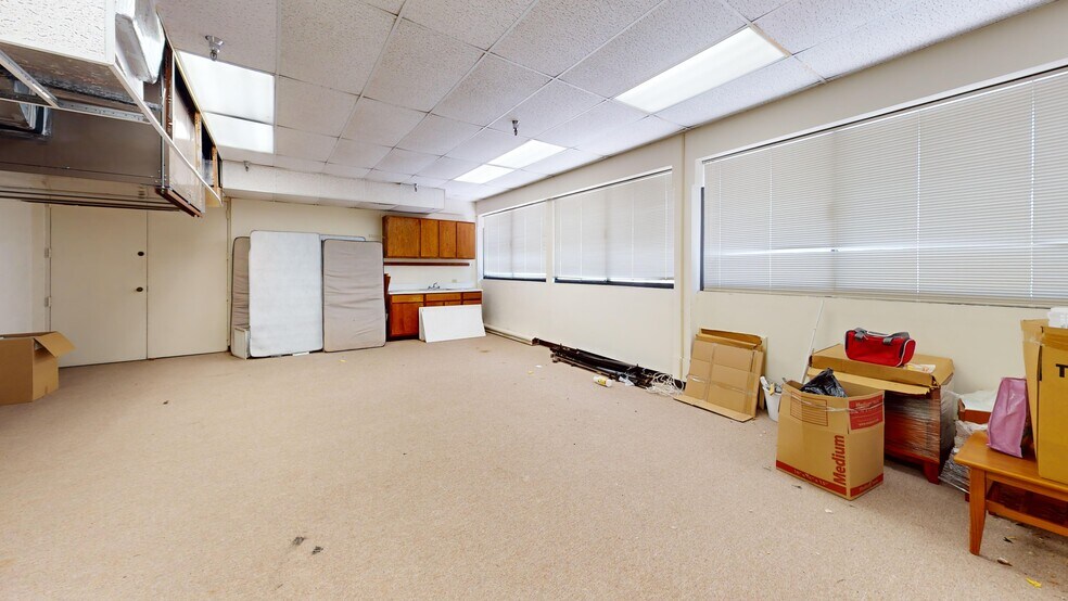 More Photos Of 1542 Young St, Honolulu Office Residential For Sale
