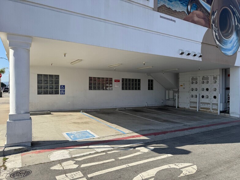 More Photos Of 1001 Hermosa Ave, Hermosa Beach Office For Sale