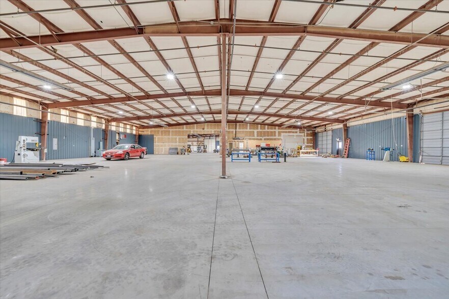 More Photos Of 81 5th Ave, Collinsville Manufacturing For Sale