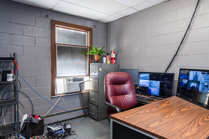 More Photos Of 4445 Wilmington Pike, Dayton Religious Facility For Sale